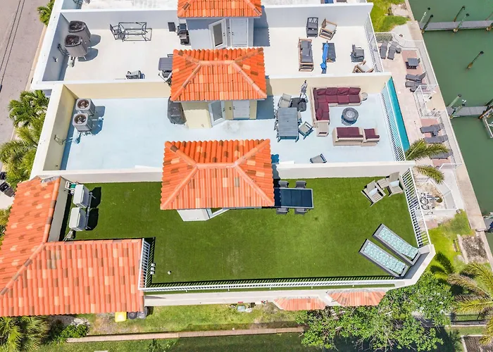 Сasa de vacaciones 3br House Clearwater - Boat Dock & Pool