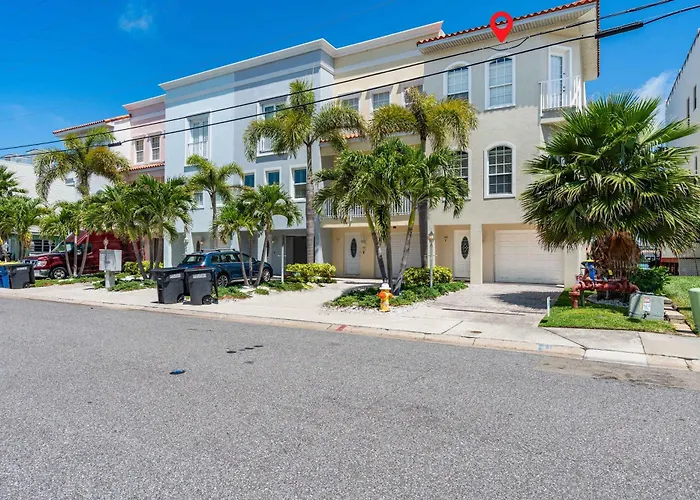 Сasa de vacaciones 3br House Clearwater - Boat Dock & Pool *